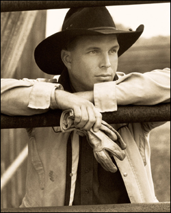 Photo of Garth Brooks